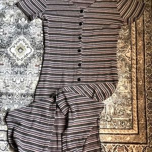 Vintage T-shirt dress with buttons (below knee)